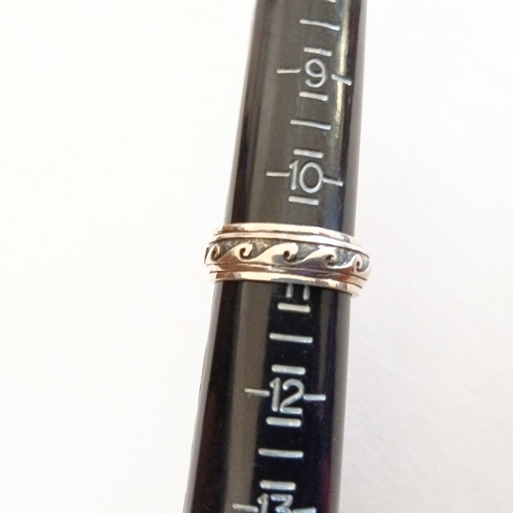 Sterling Silver 925 Unisex Spinner Fidget Wave Ring - Picture 2 of 2